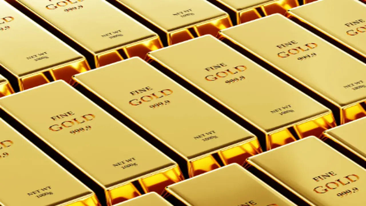 سعر سبيكة الذهب يتأرجح اليوم في الأسواق العالمية